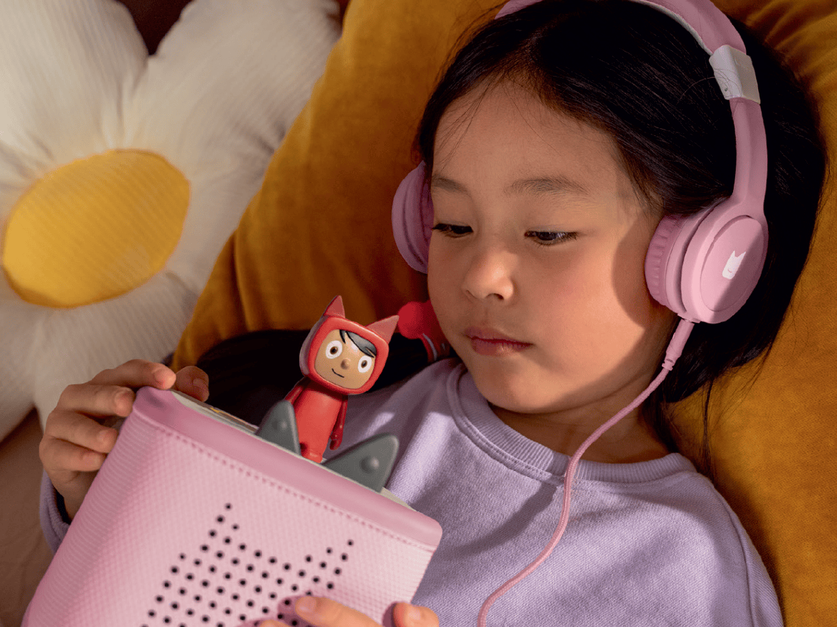 Wired Headphones: Cloud Pink - Image 5